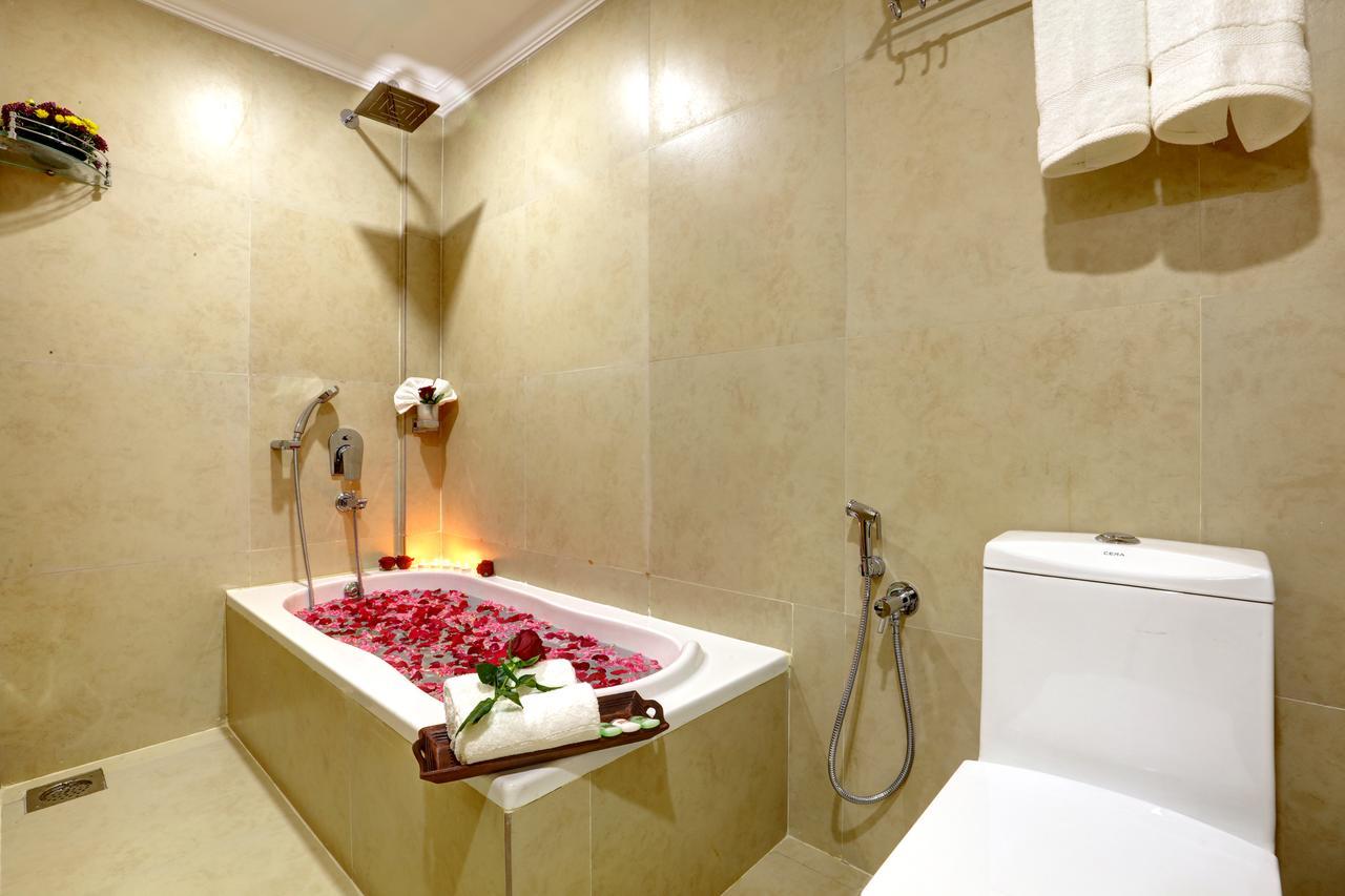 Hotel Floral Park 코타얌 외부 사진